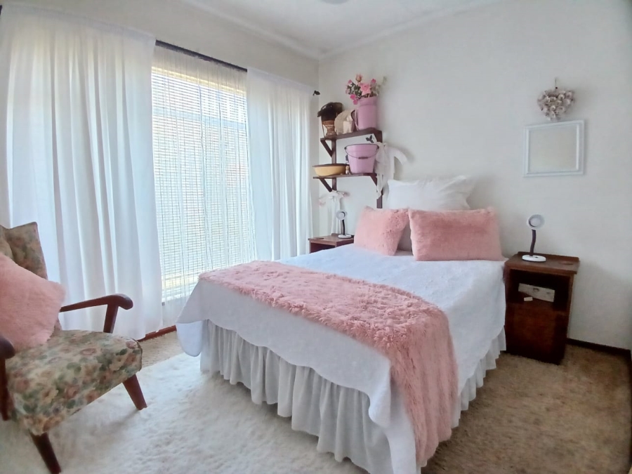 3 Bedroom Property for Sale in Sasolburg Ext 11 Free State